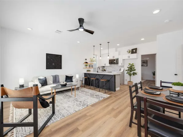 5809 Senior St, Houston, TX 77016