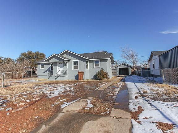 3rd image of 803 Rosemont St