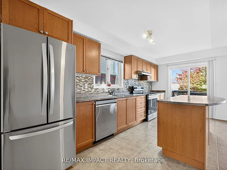 1384 W Rennie St — Photo 9