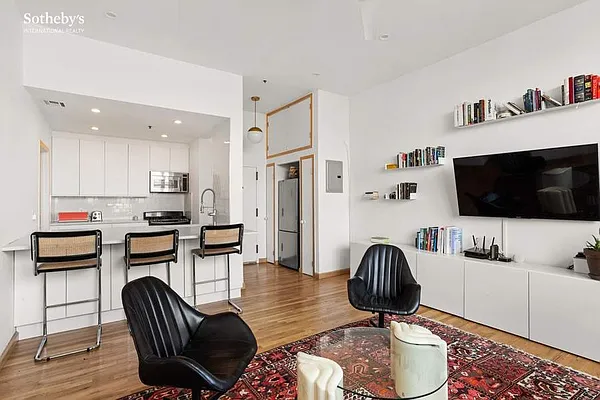 Sold by Sotheby's International Realty | media 13