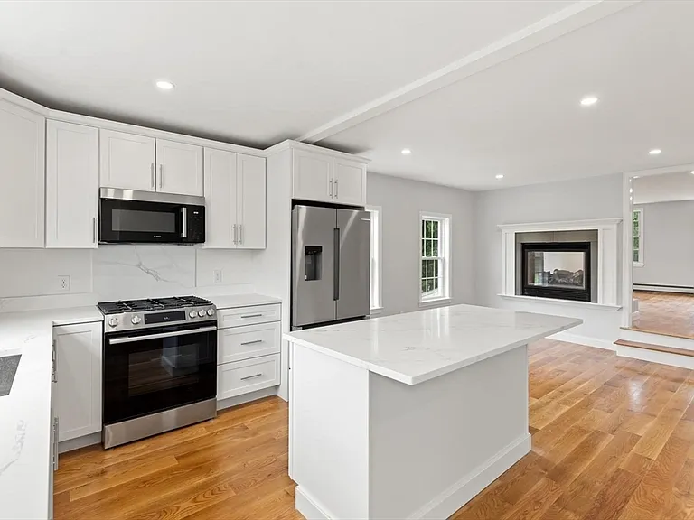 63 Pleasant St #2 — Photo 5