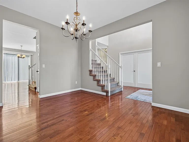 699 Bay Pointe Dr — Photo 7