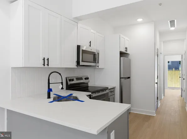 2123 N 9th St, Philadelphia, PA