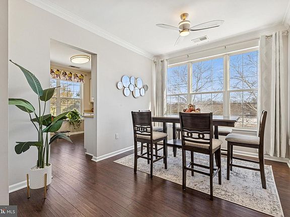 5th image of 43302 Marymount Ter Unit 203