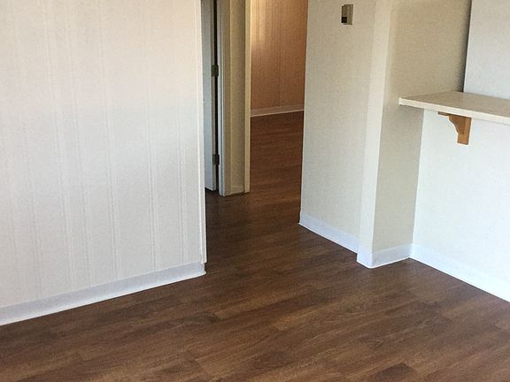 Breakfast Nook in one apt.