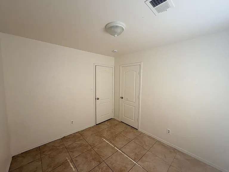 1803 Larcus Ave #A — Photo 13