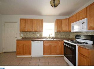1305 Arrott St, Philadelphia, PA 19124
