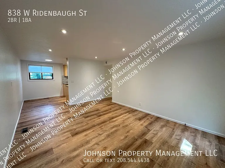 838 W Ridenbaugh St — Photo 8