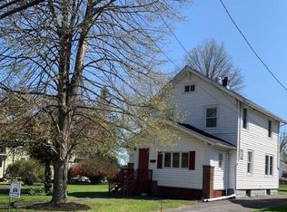 210 Ulster Ave, Saugerties, NY 12477