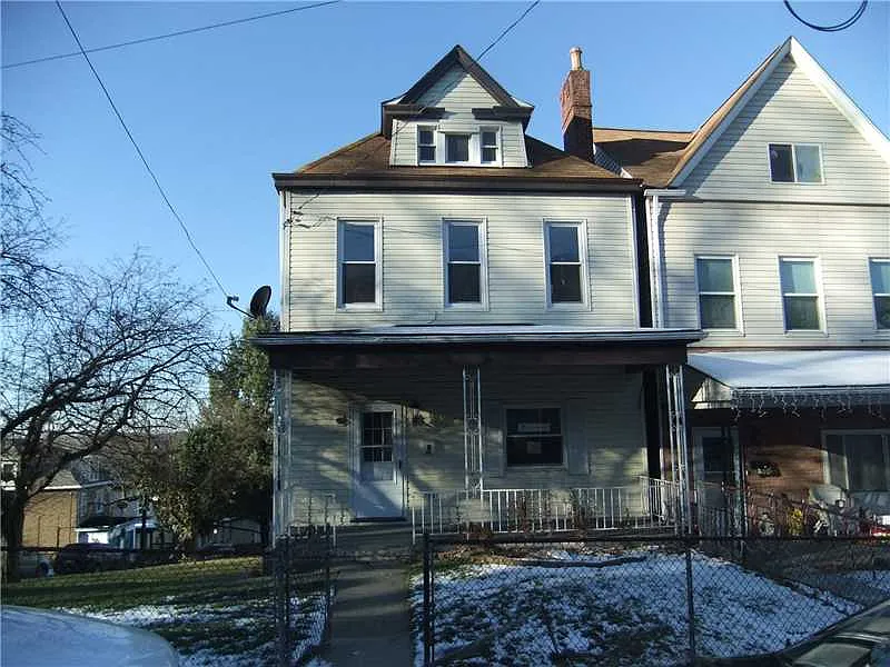 1654 Westmont Ave photo 1