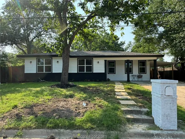 2600 Southside Dr, Bryan, TX 77803
