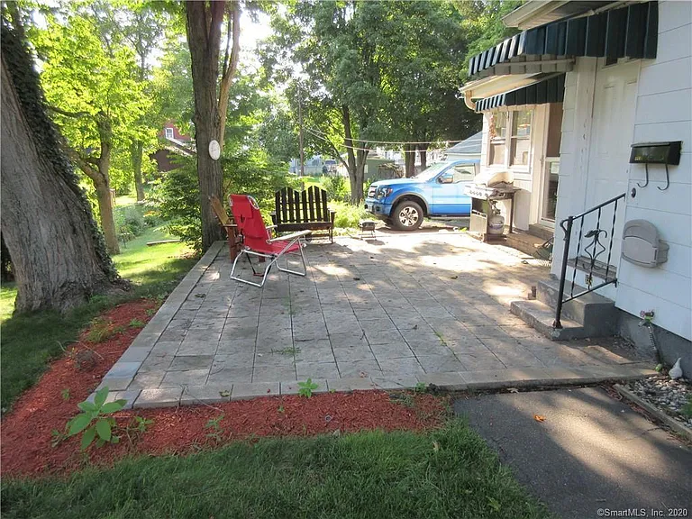 158 Bristol St #2 — Photo 3