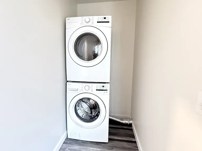 629 Main St #1 — Photo 15