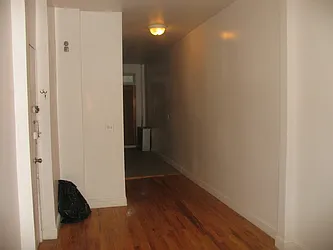 Rented by Rapid Realty Cobble Hill