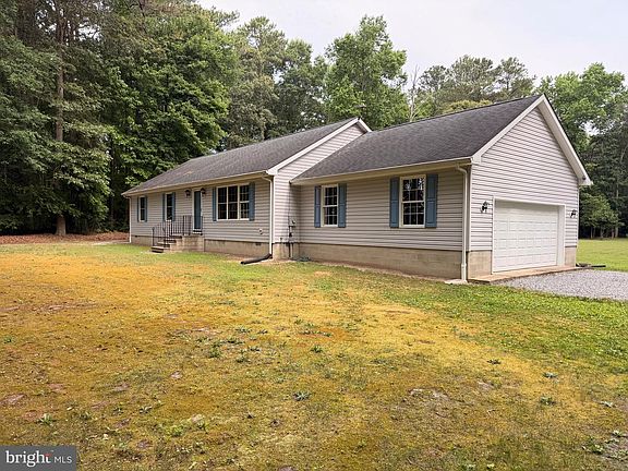 3rd image of 20029 Little Hill Rd