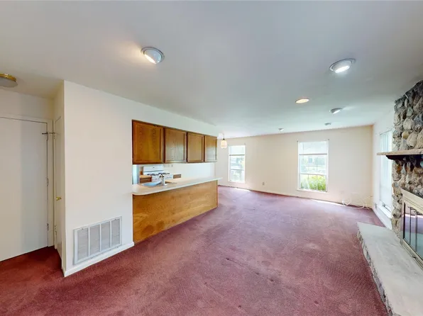 27 The Rise, Warwick, NY 10990