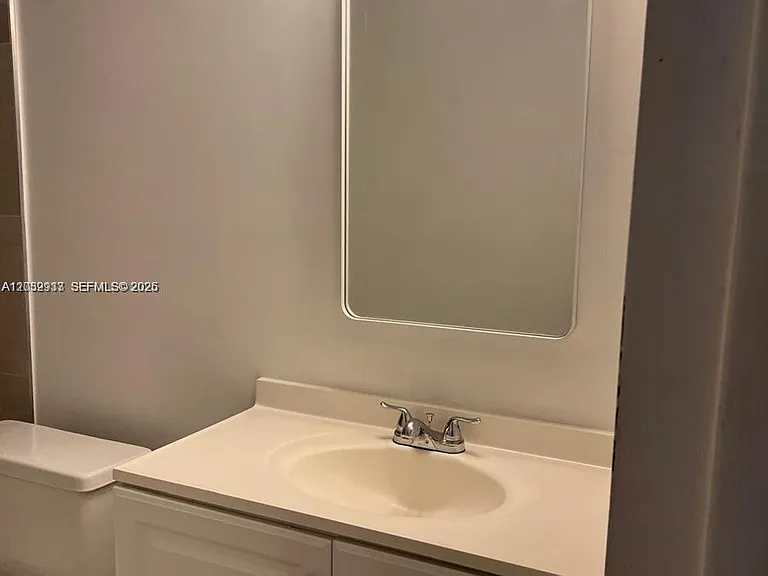 183 Lakeview Dr #103 — Photo 8