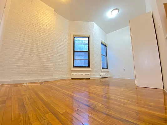 Rented by Union Square Property Management | media 1