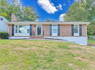 5326 Eveningwood Ln, Roanoke, VA 24019