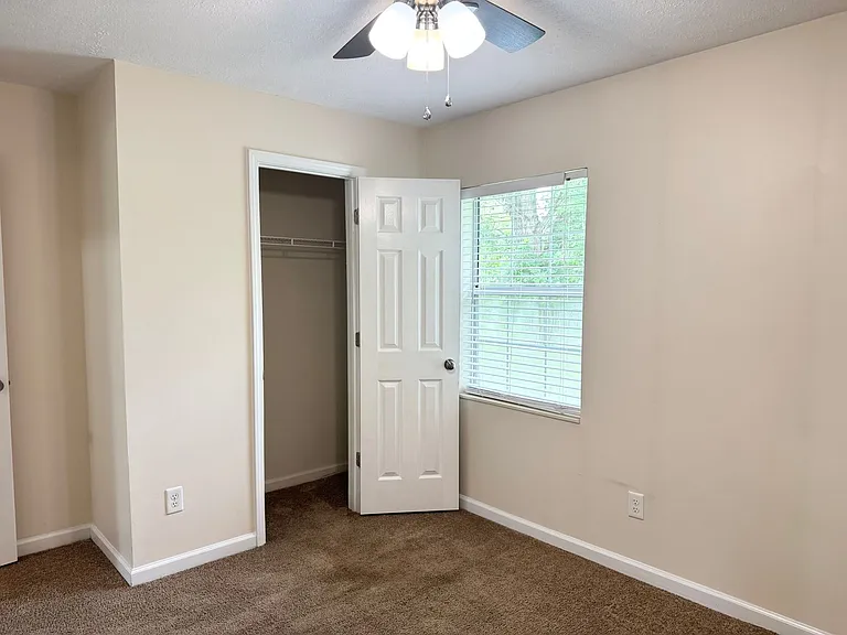1181 Max Ct — Photo 32