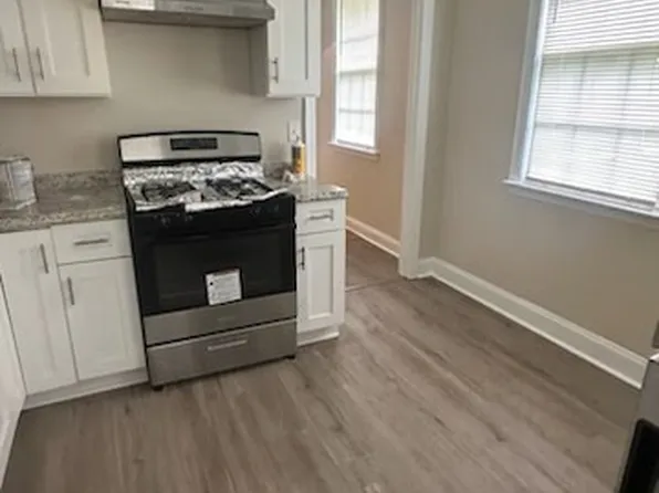 1098 Parkland Rd, Memphis, TN 38111