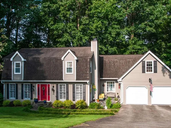 4002 Edgewood Ct, Marietta, GA 30068