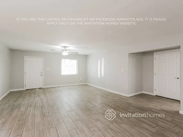 11235 W Hopi St — Photo 3