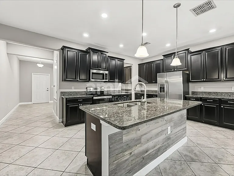14206 Blue Dasher Dr — Photo 3