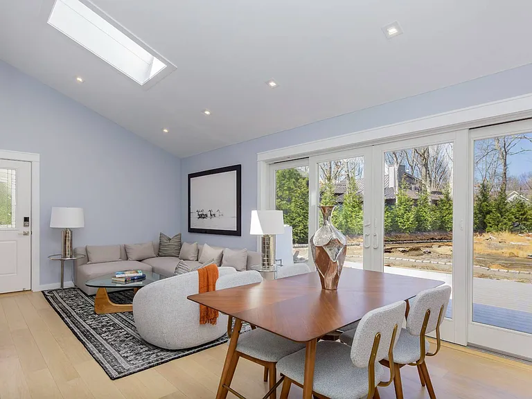 30 Hampton Ct — Photo 20