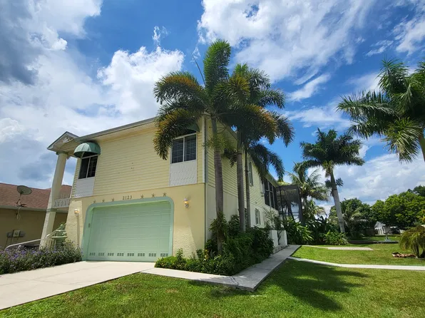 2123 Davis Blvd, Fort Myers, FL 33905