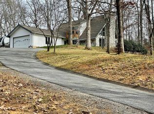 558 Lily Ln, Whittier, NC 28789