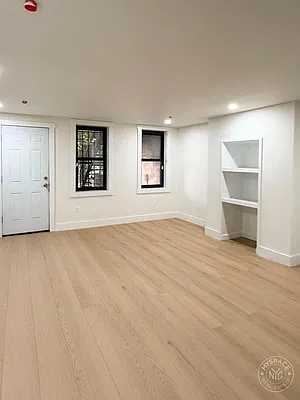 Living room, photo 3