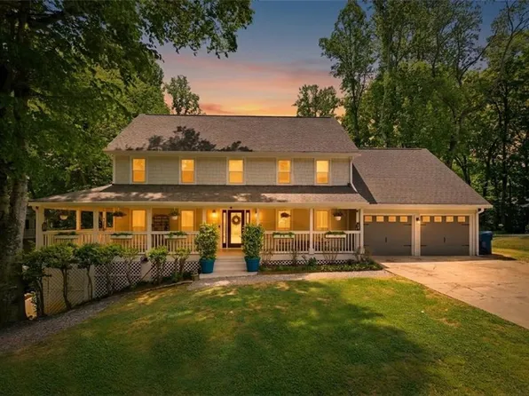 2280 Old Orchard Dr, Marietta, GA 30068