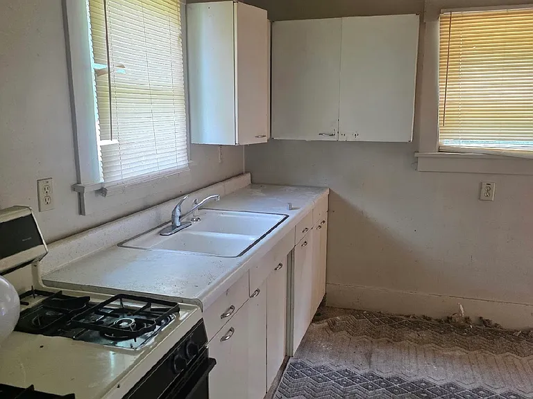 1830 N Lowber St — Photo 10