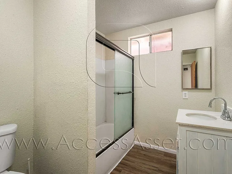 33220 Schaper St — Photo 12
