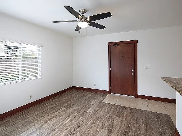 2nd image of 3720 Yonge St #272
