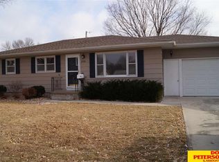 2106 Jaynes St, Fremont, NE 68025