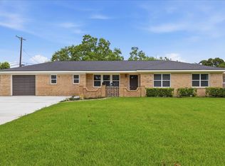 1716 Avenue E, Nederland, TX 77627