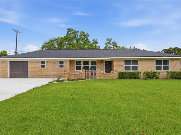 1716 Avenue E, Nederland, TX 77627