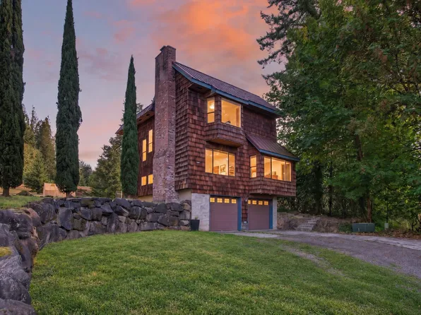 3516 Sunset Way, Longview, WA 98632