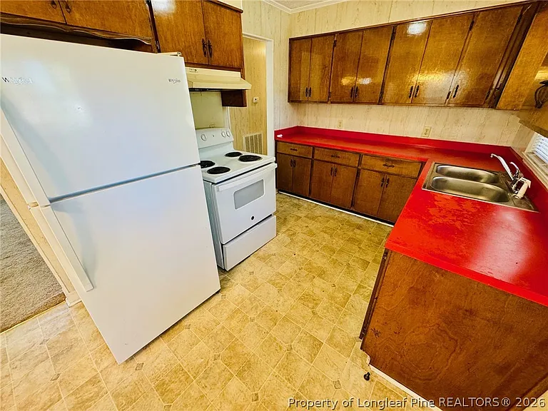 803 Floyd St — Photo 13