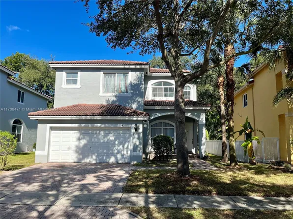 7845 NW 19th Ct, Pembroke Pines, FL 33024