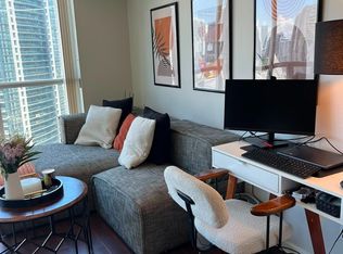 8 York St #1913, Toronto, ON M5J 2Y2