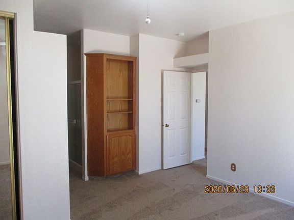 5th image of 1225 E Cinnamon Dr