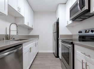 980 Menlo Ave #26, Los Angeles, CA 90006