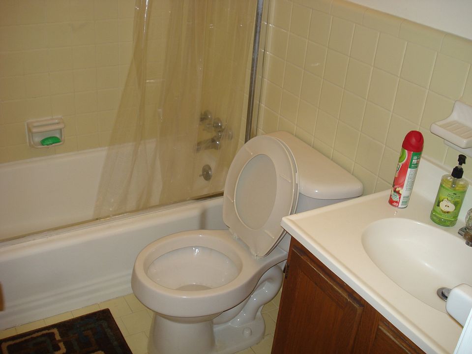 2nd image of 735 Cobb Pkwy N APT 21