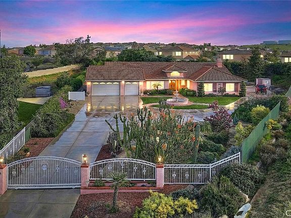 4th image of 16240 Little Ct