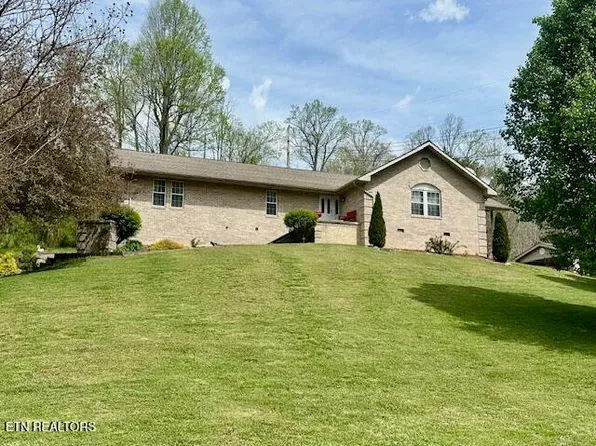 200 Simpson Ln, Wallins Creek, KY 40873