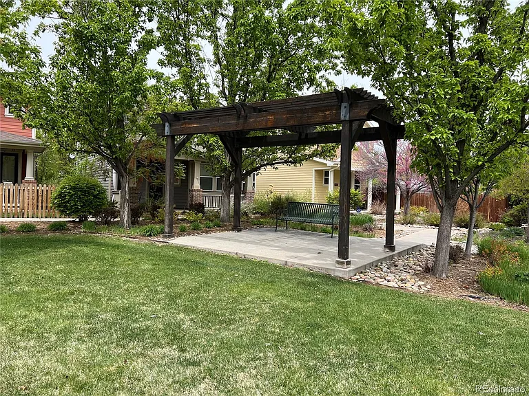2917 Emporia St — Photo 19
