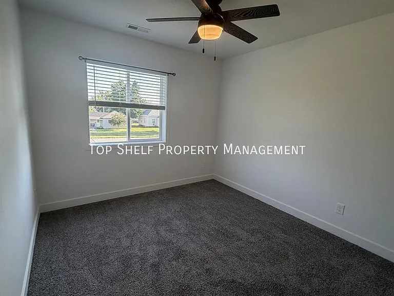 2103 Willis Ave — Photo 6